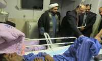 عیادت نماينده دفتر نهاد رهبري در دانشگاه از بيمار بستري در مرکز آموزشی درمانی بعثت