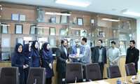 قدردانی از یکی از اساتید بعثت