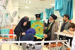 پرچم با شکوه ضامن آهو در مجتمع بعثت