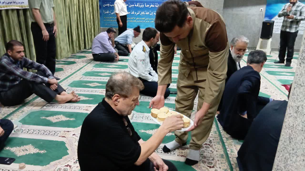 برگزاری جشن  میلاد رسول اکرم(ص)در بعثت 